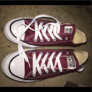 Burgundy converse